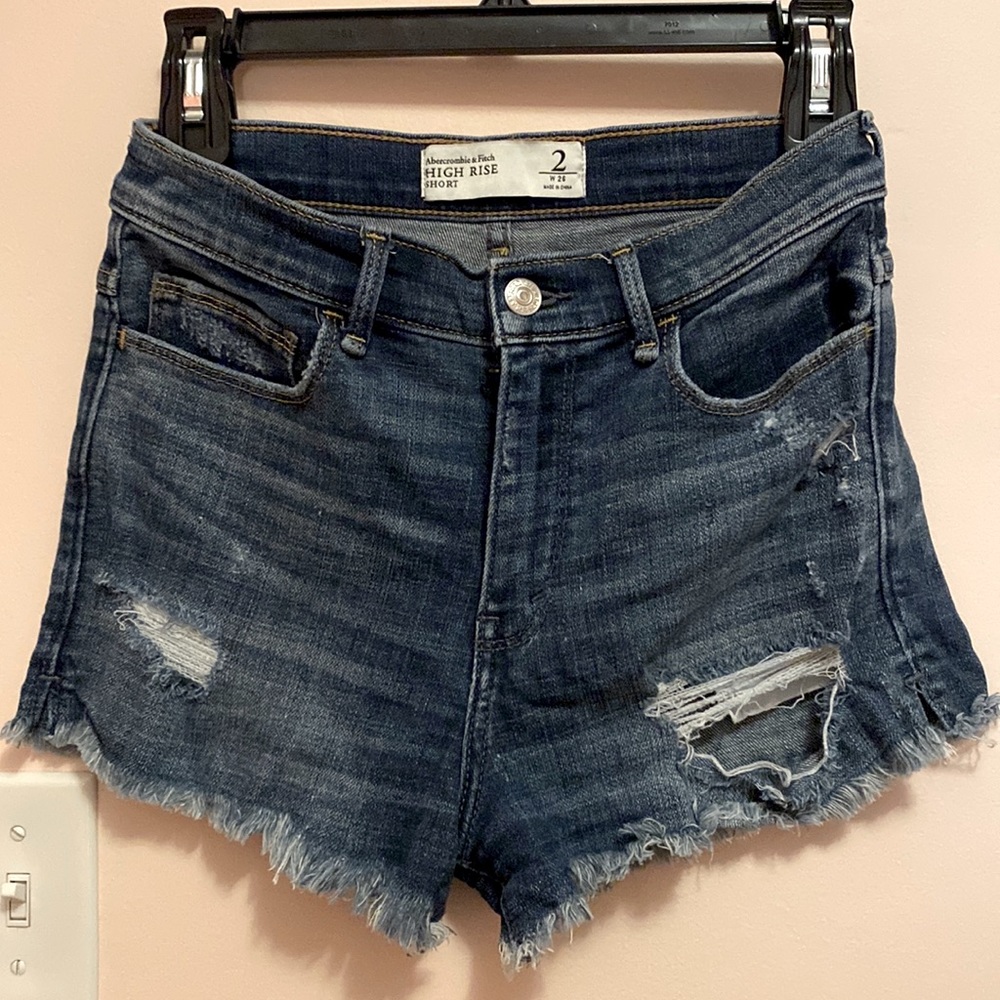 Abercrombie High Rise shorts, size 2 / 26